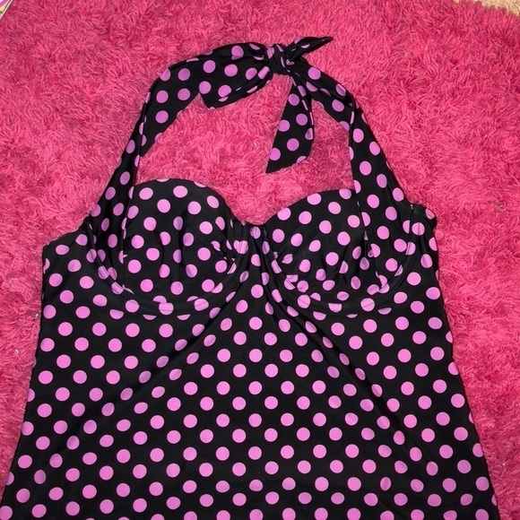 Swimsuit Top - Picture 4 of 7